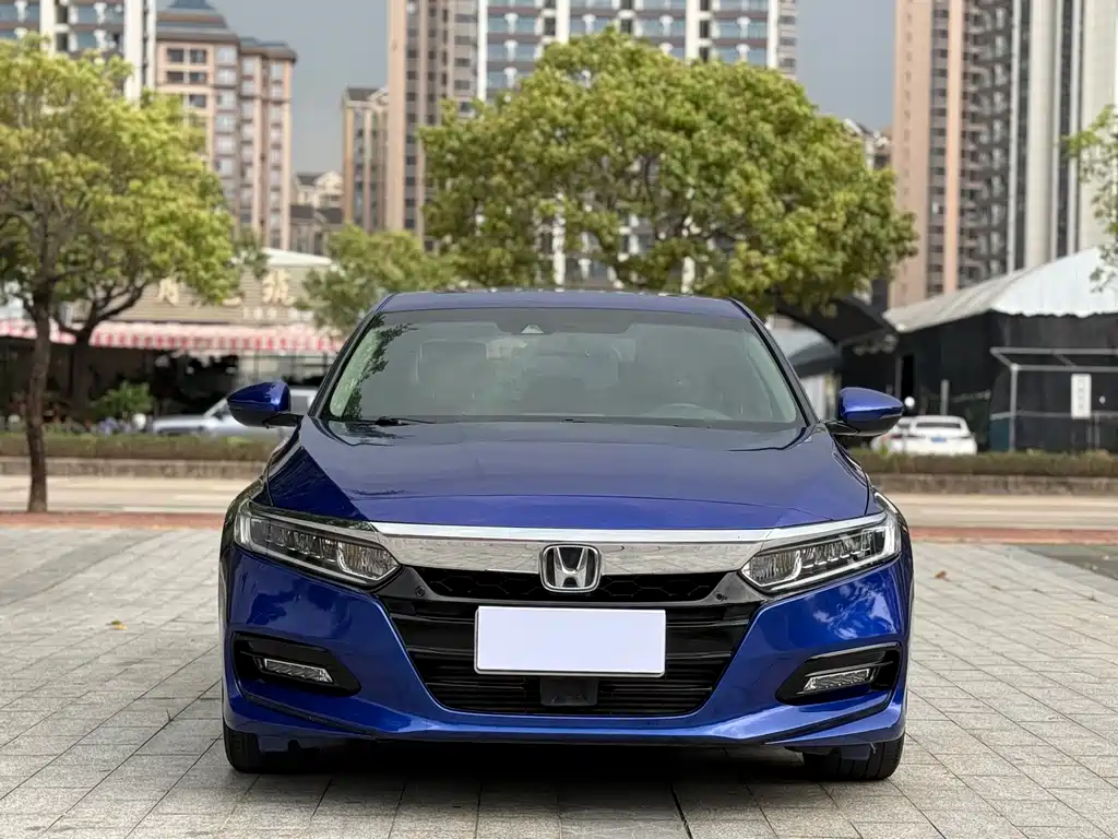 Honda Accord — фото 2