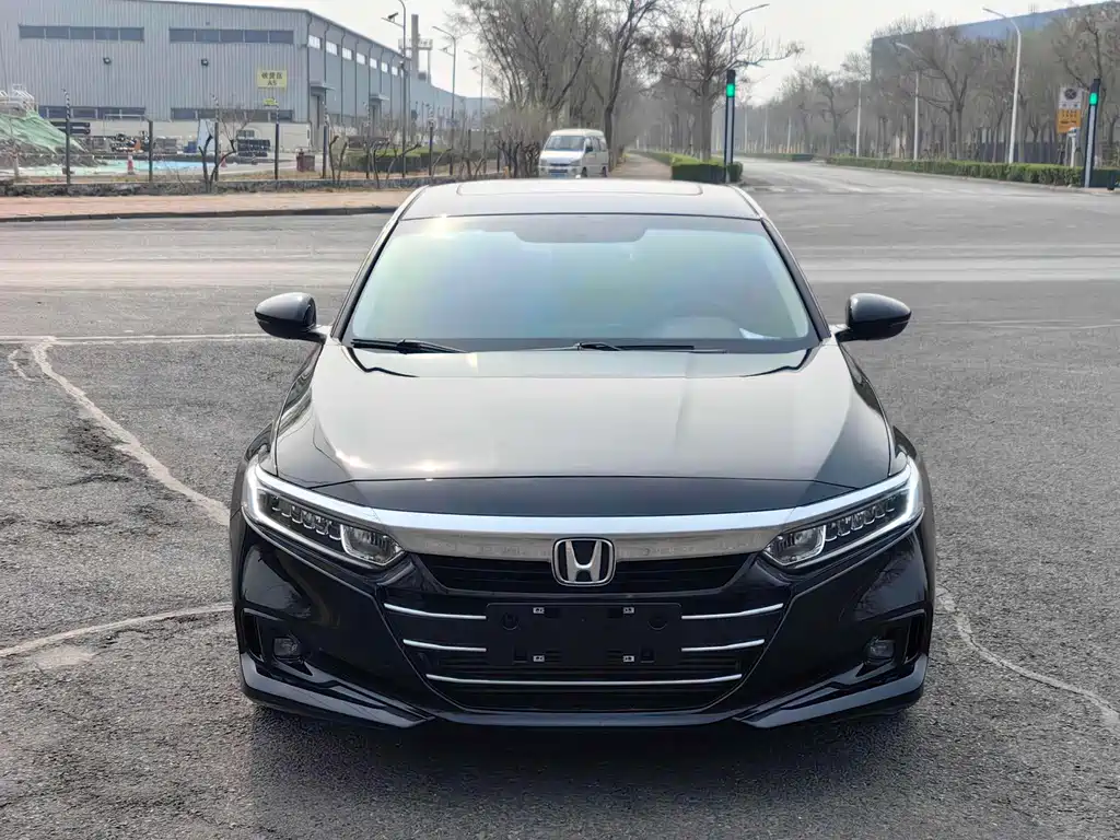 Honda Accord — фото 2