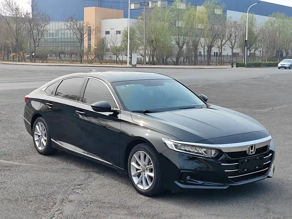 Honda Accord — фото 3