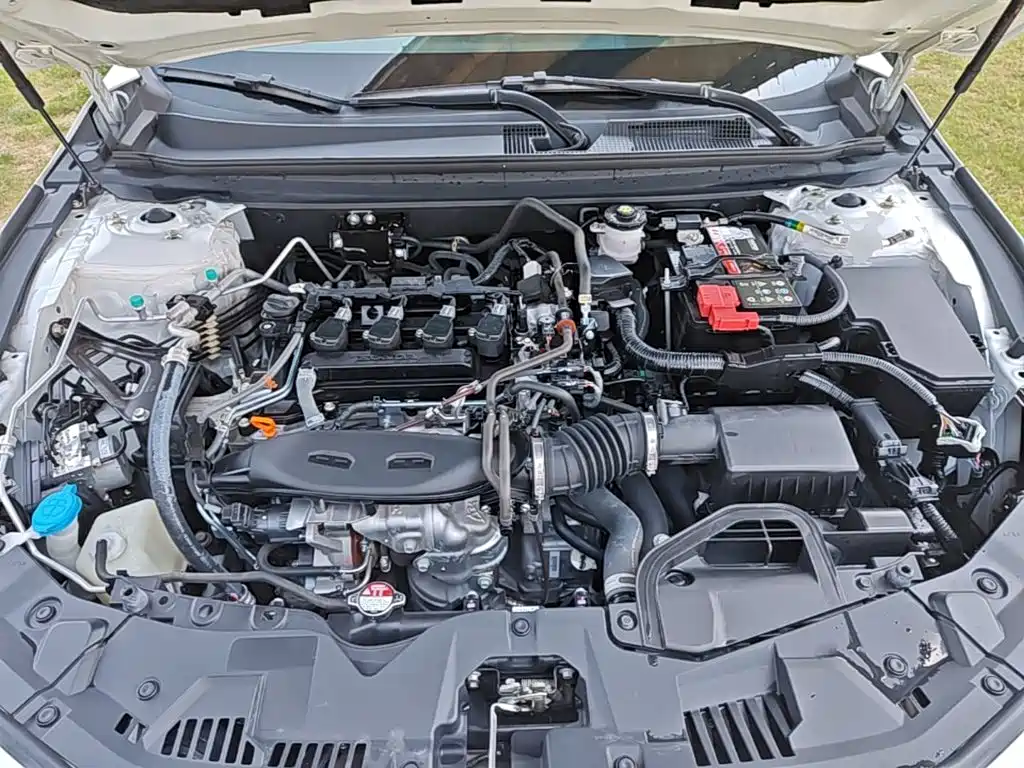 Honda Accord — фото 20