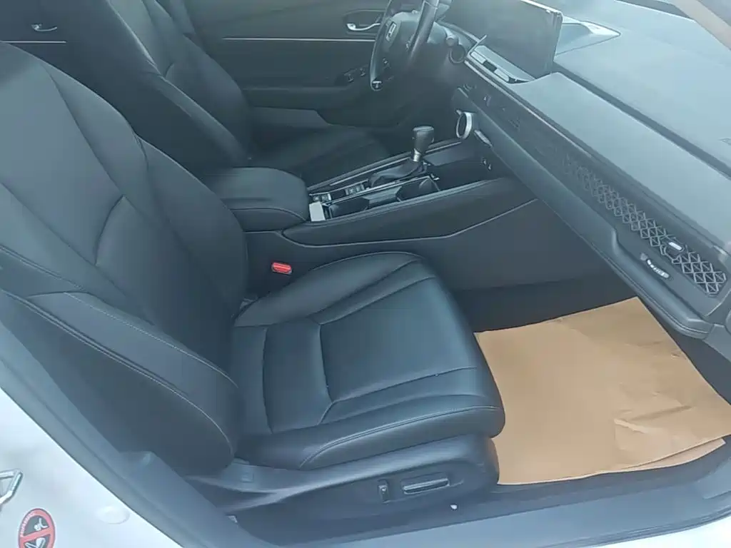 Honda Accord — фото 25