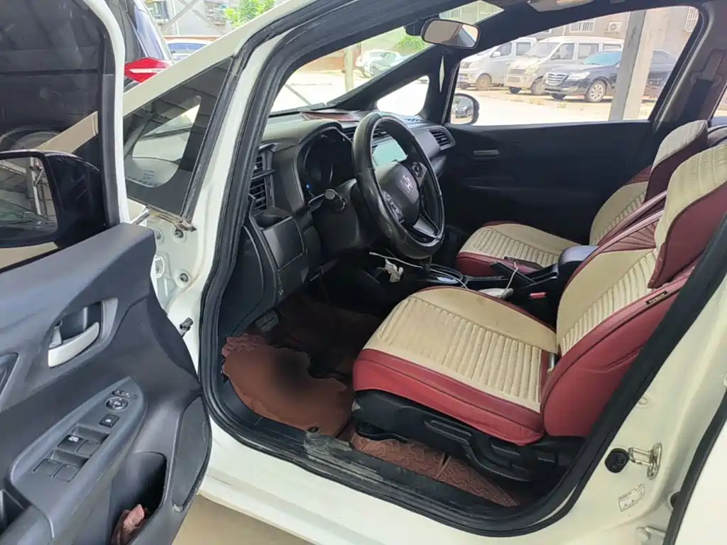 Honda Fit — фото 16