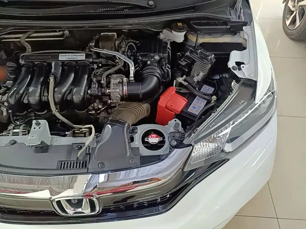 Honda Fit — фото 22