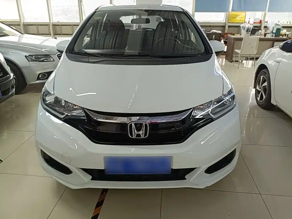 Honda Fit — фото 24