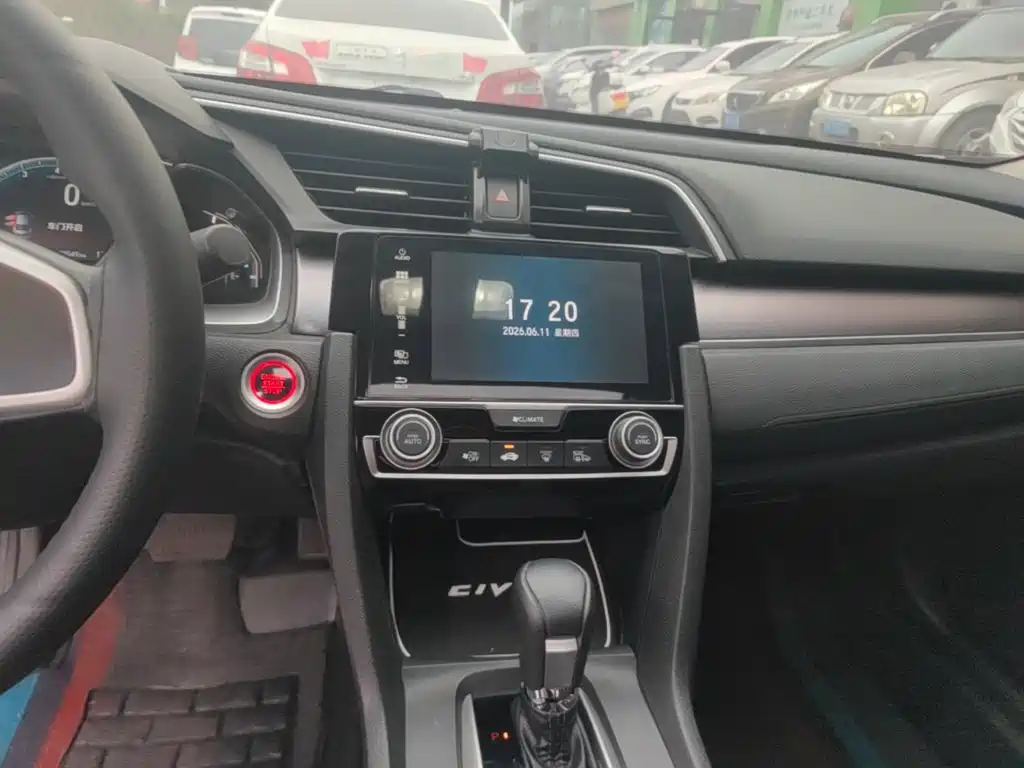 Honda Civic — фото 13