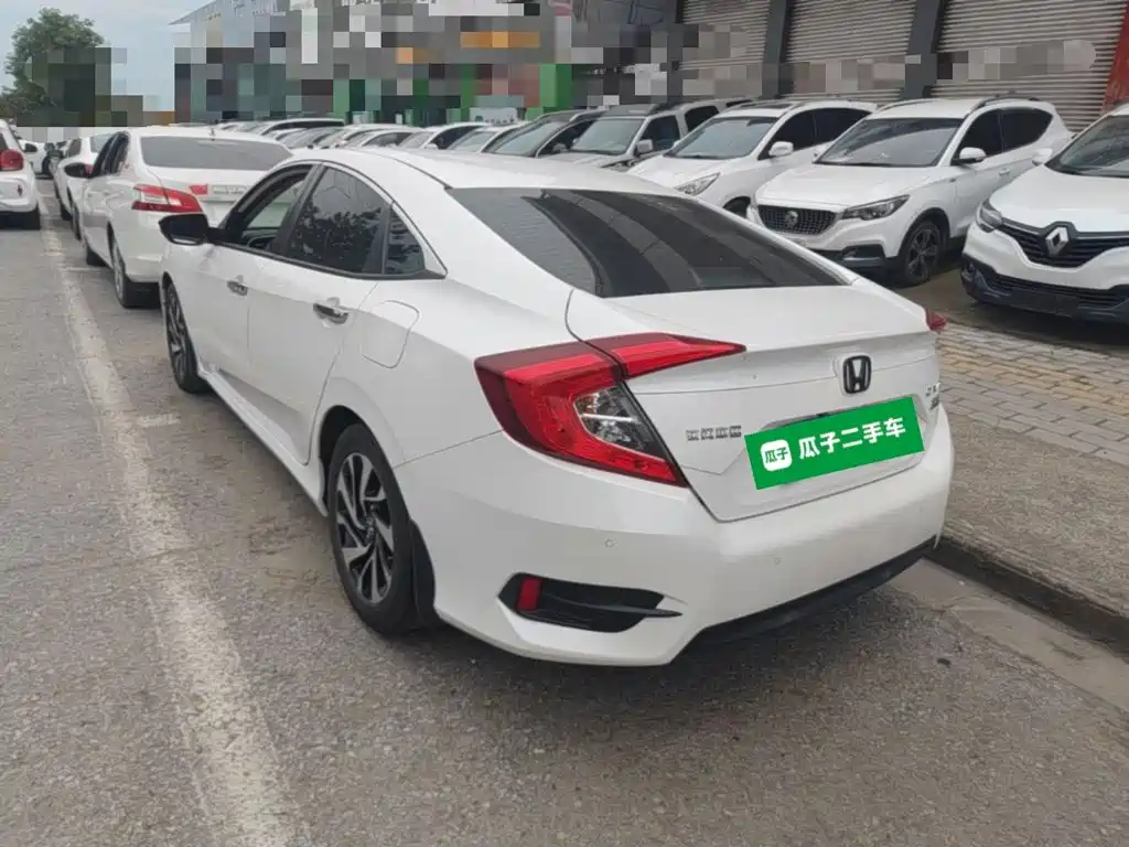 Honda Civic — фото 5