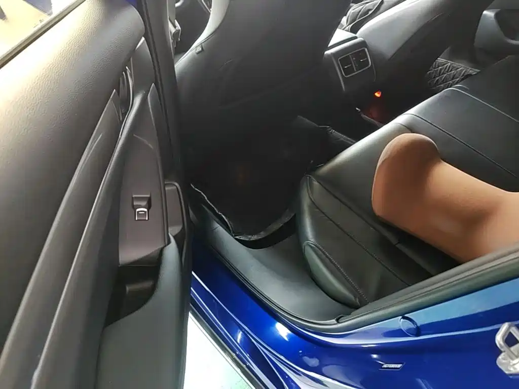 Honda Accord — фото 17