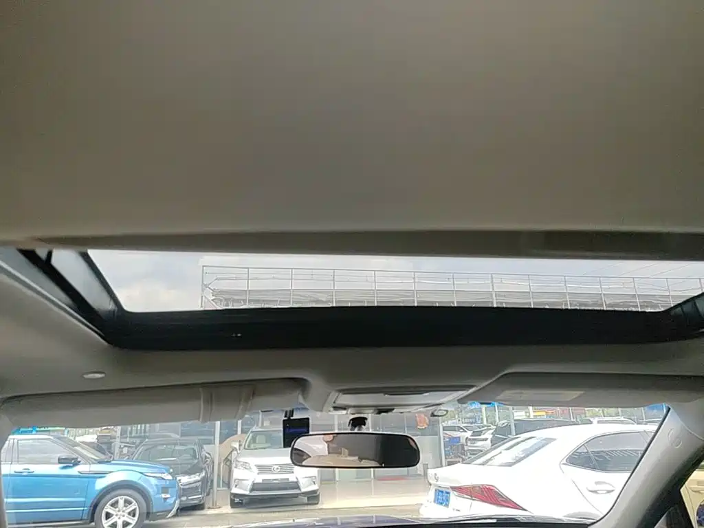 Honda Accord — фото 18