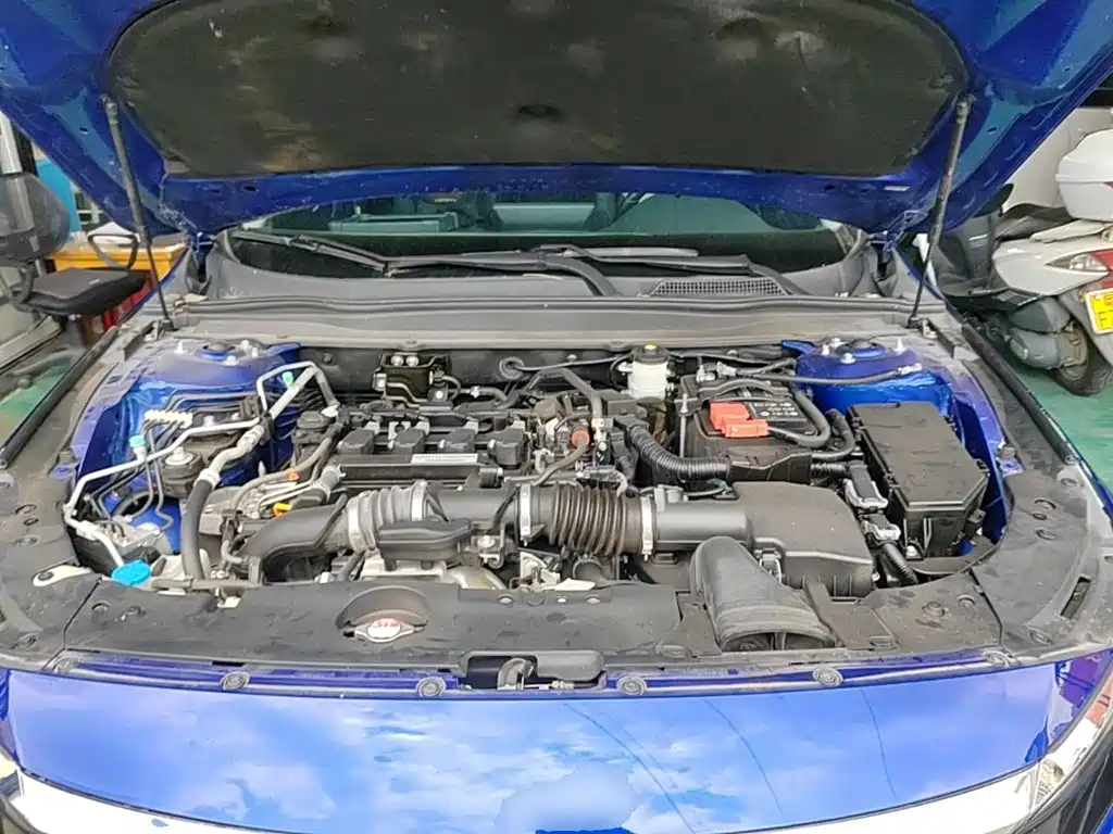 Honda Accord — фото 20