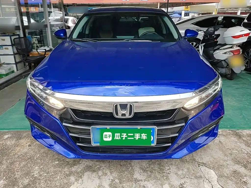 Honda Accord — фото 3