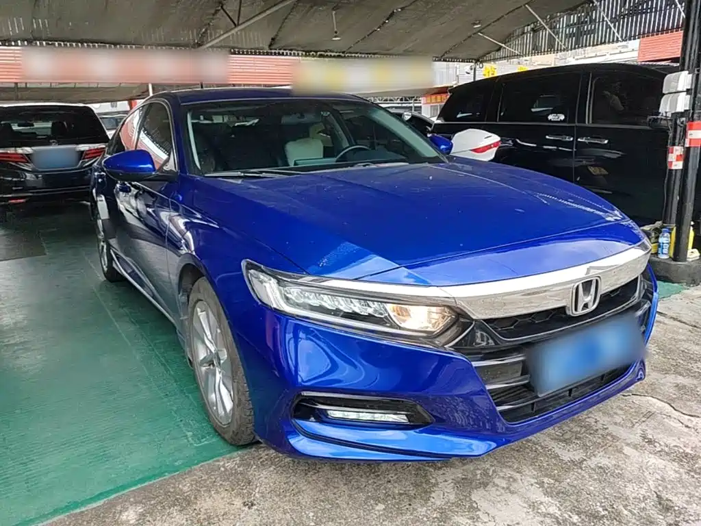 Honda Accord — фото 4