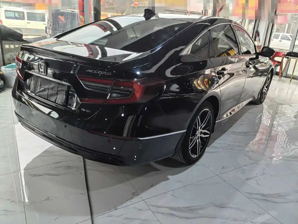 Honda Accord — фото 6