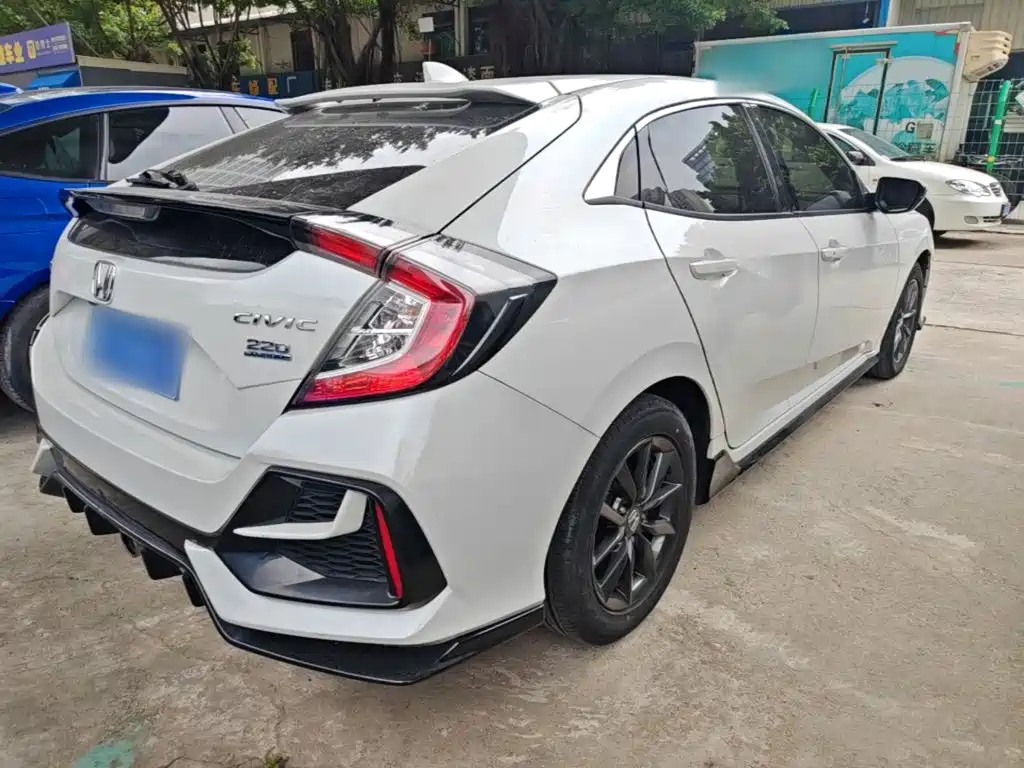 Honda Civic — фото 7
