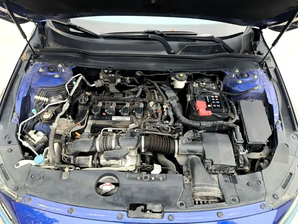 Honda Accord — фото 20
