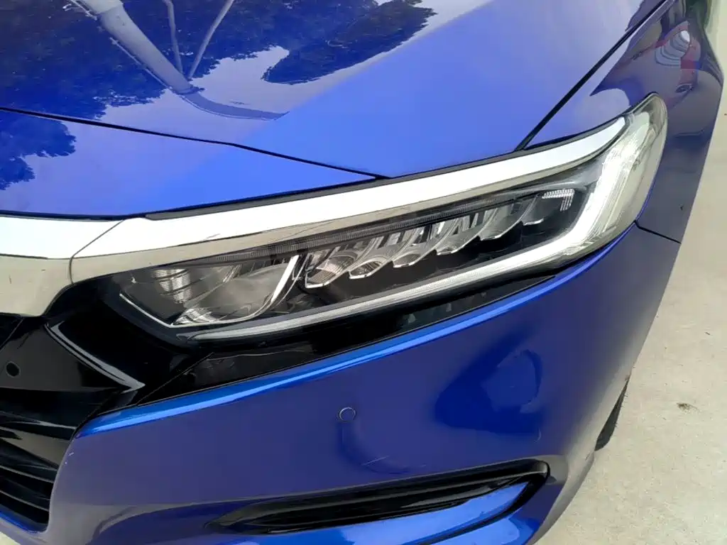 Honda Accord — фото 24