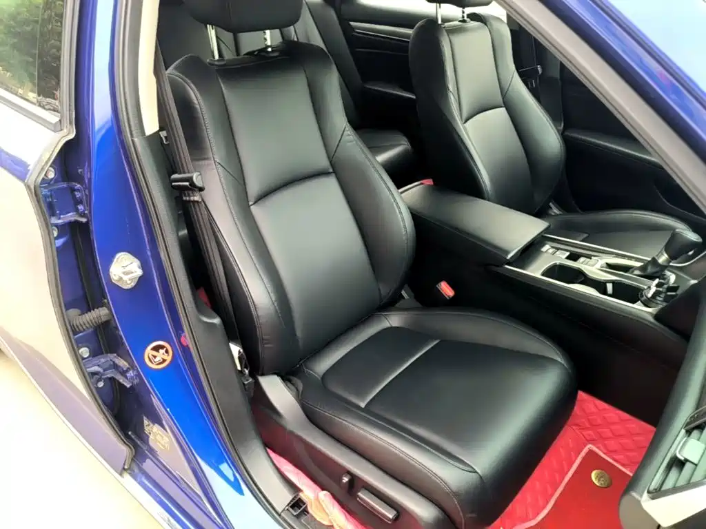 Honda Accord — фото 25