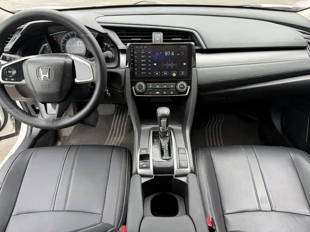 Honda Civic — фото 15