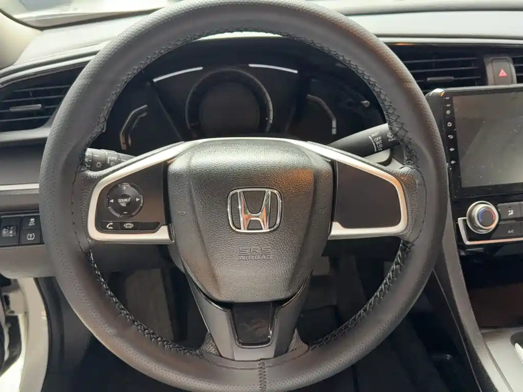 Honda Civic — фото 3