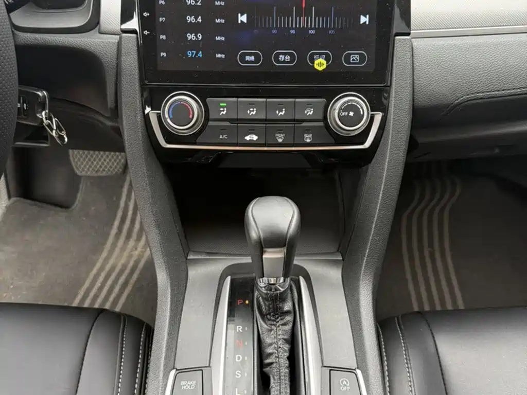 Honda Civic — фото 6