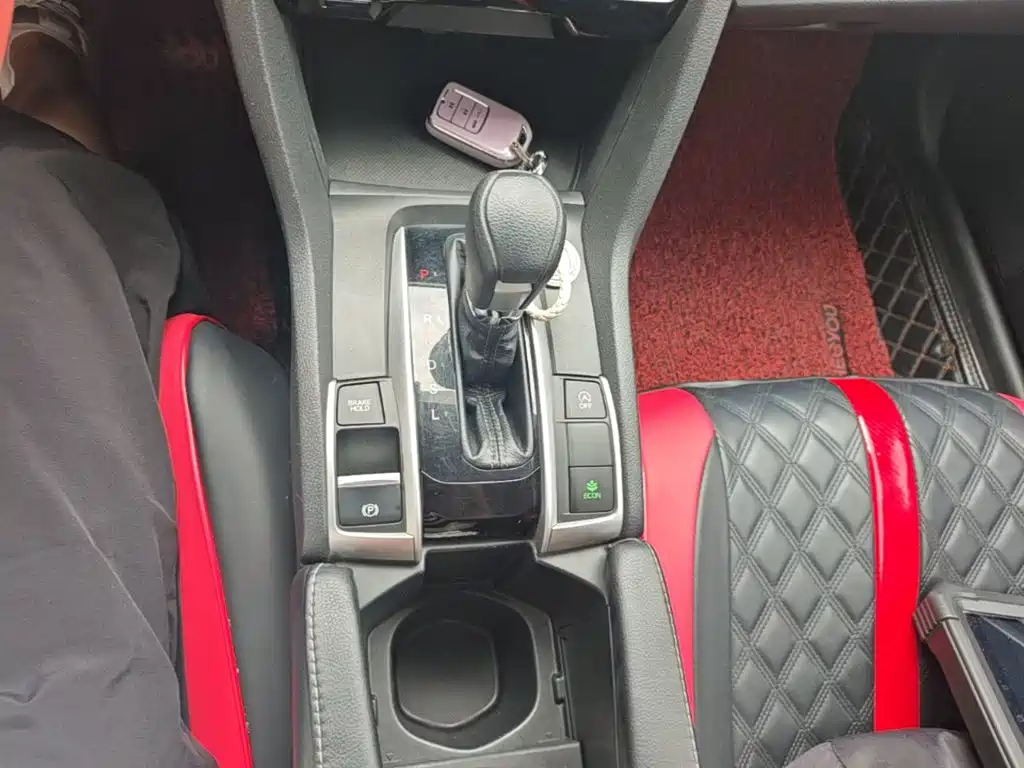 Honda Civic — фото 14