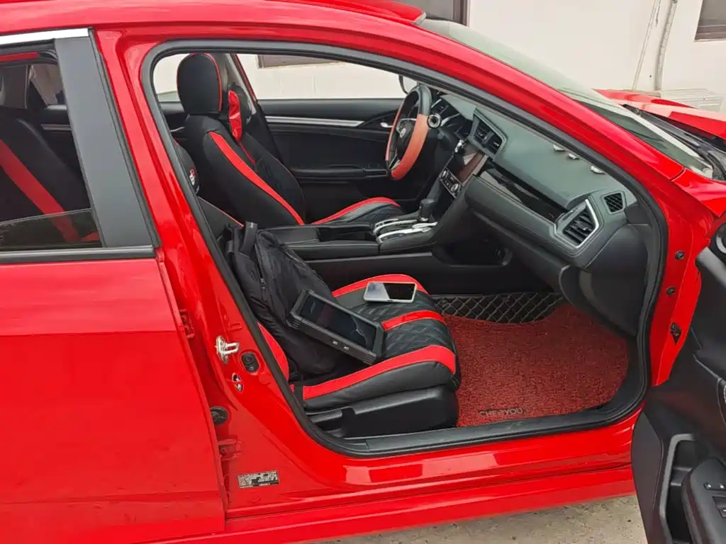 Honda Civic — фото 25