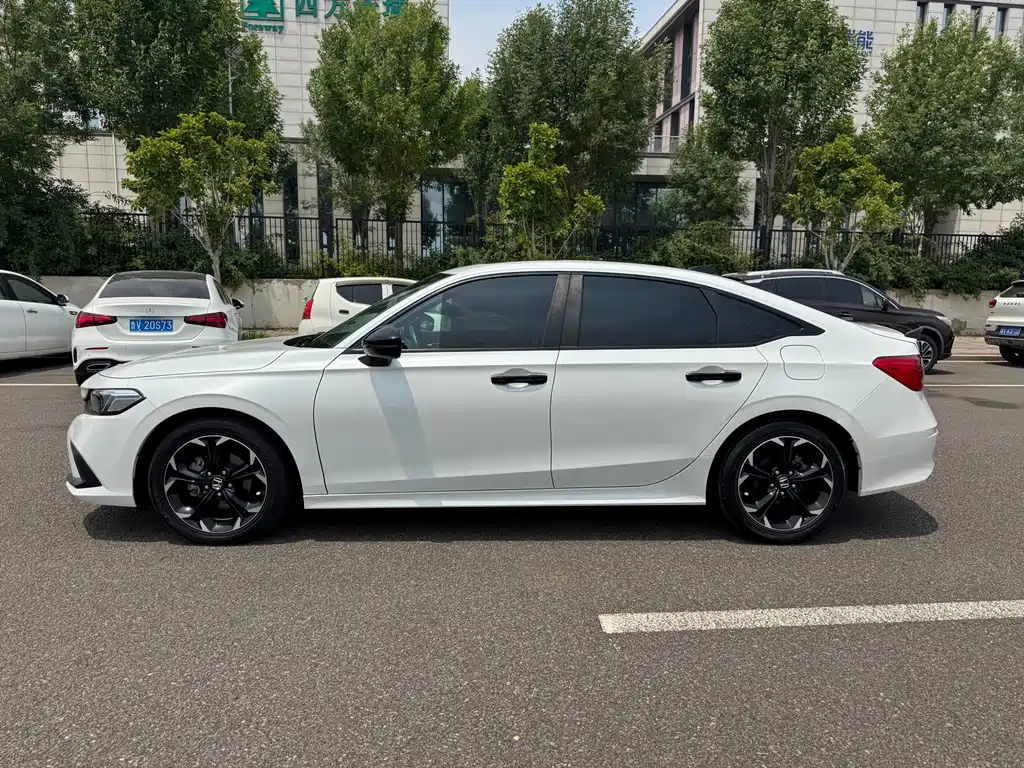 Honda Civic — фото 4