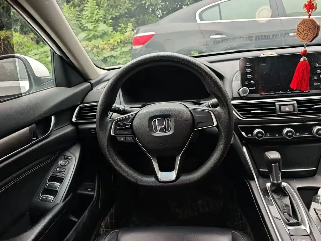 Honda Inspire — фото 3