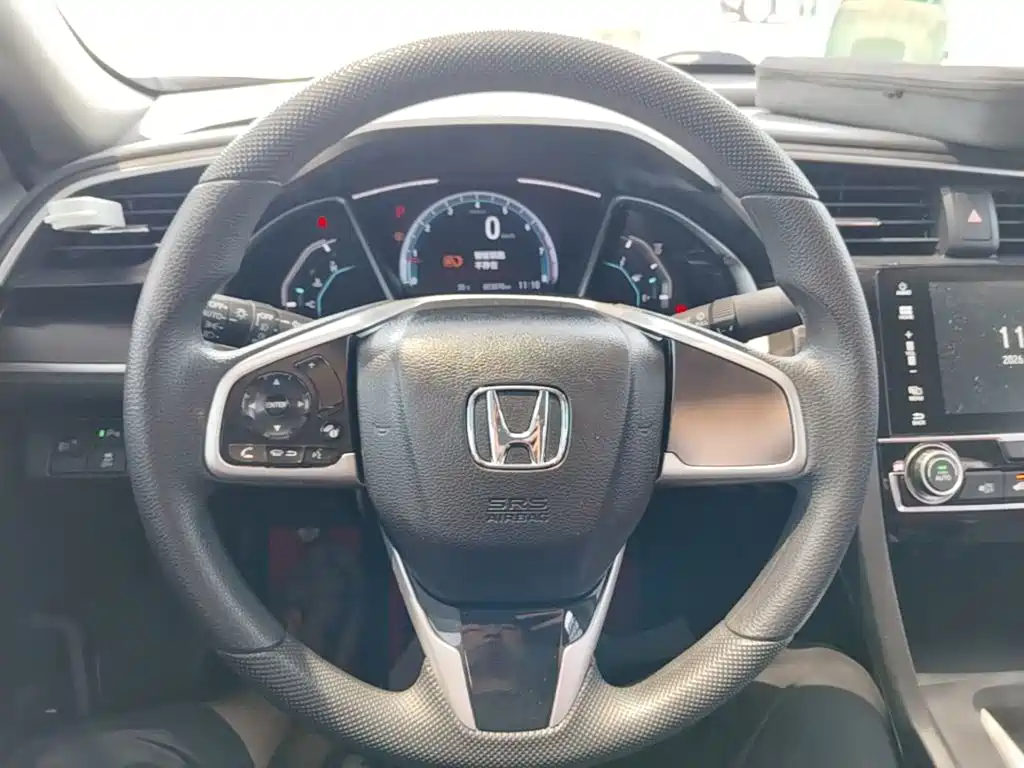 Honda Civic — фото 11