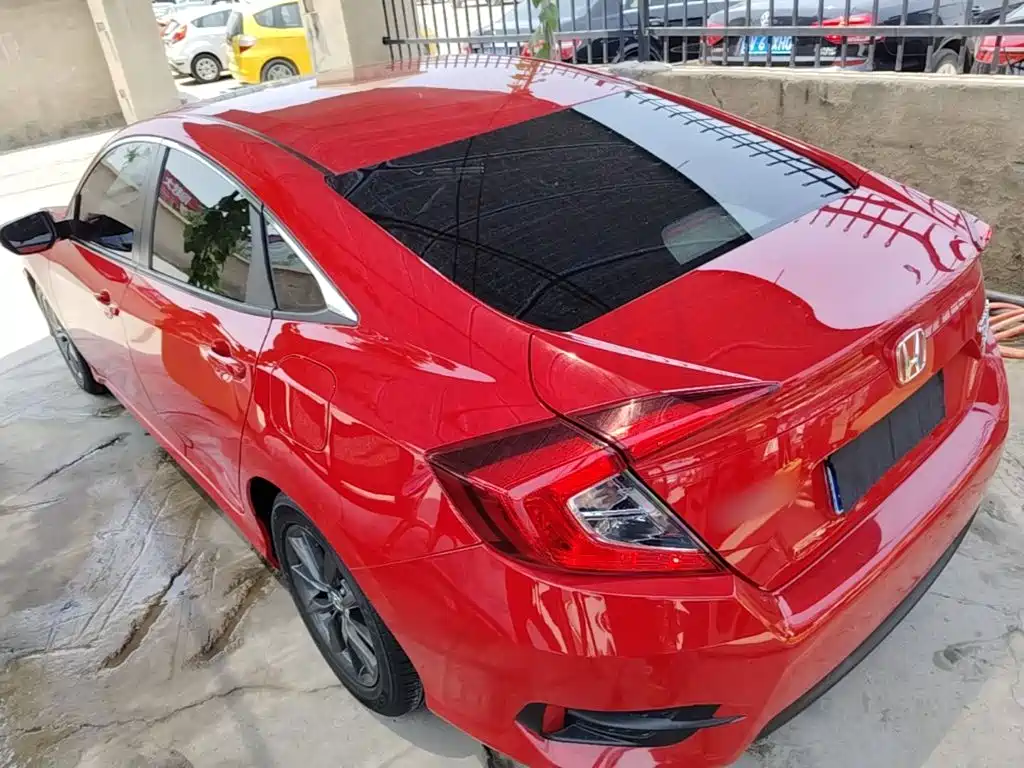 Honda Civic — фото 5