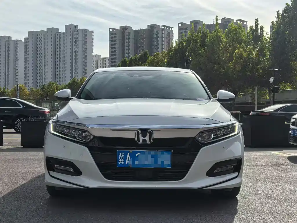 Honda Accord — фото 2