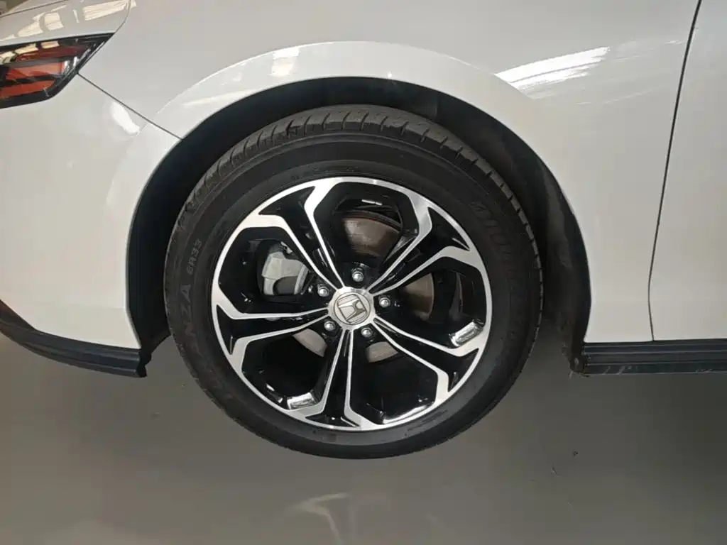Honda Accord — фото 23