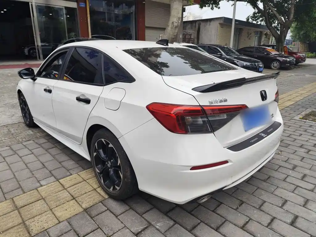 Honda Civic — фото 5