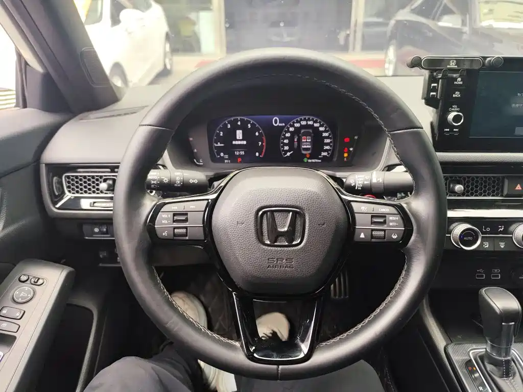 Honda Civic — фото 8