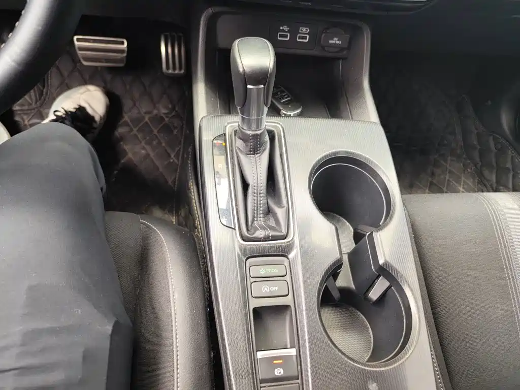 Honda Civic — фото 10