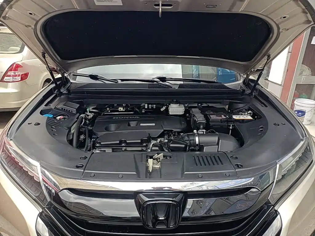 Honda UR-V — фото 20