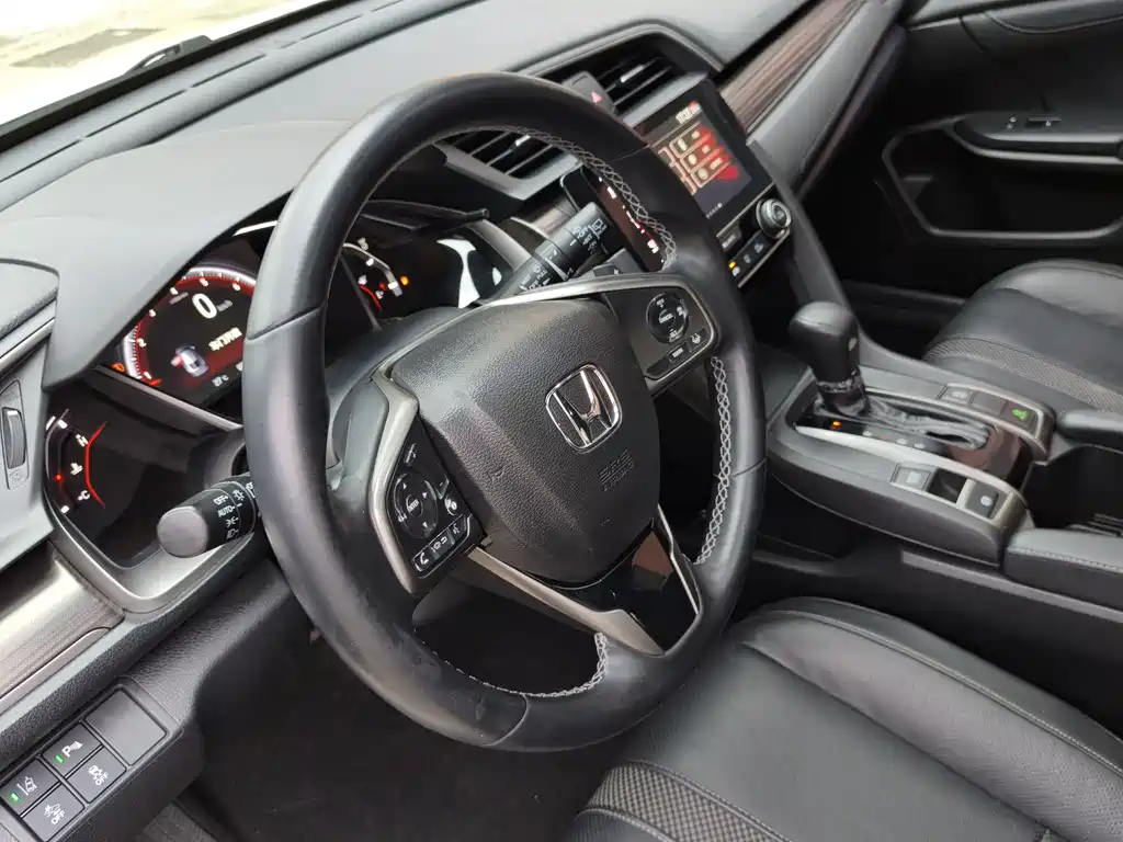 Honda Civic — фото 14