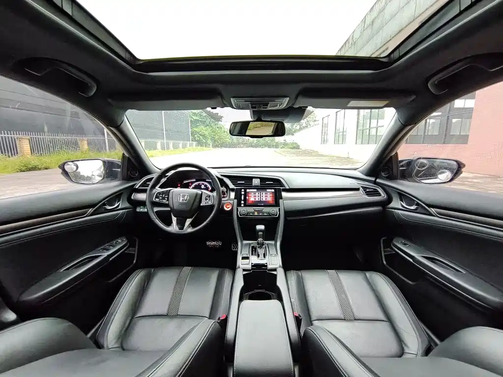 Honda Civic — фото 15