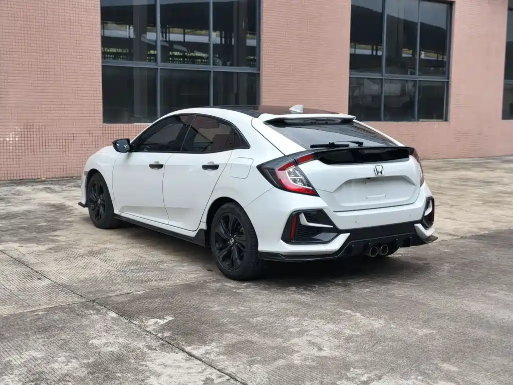 Honda Civic — фото 8