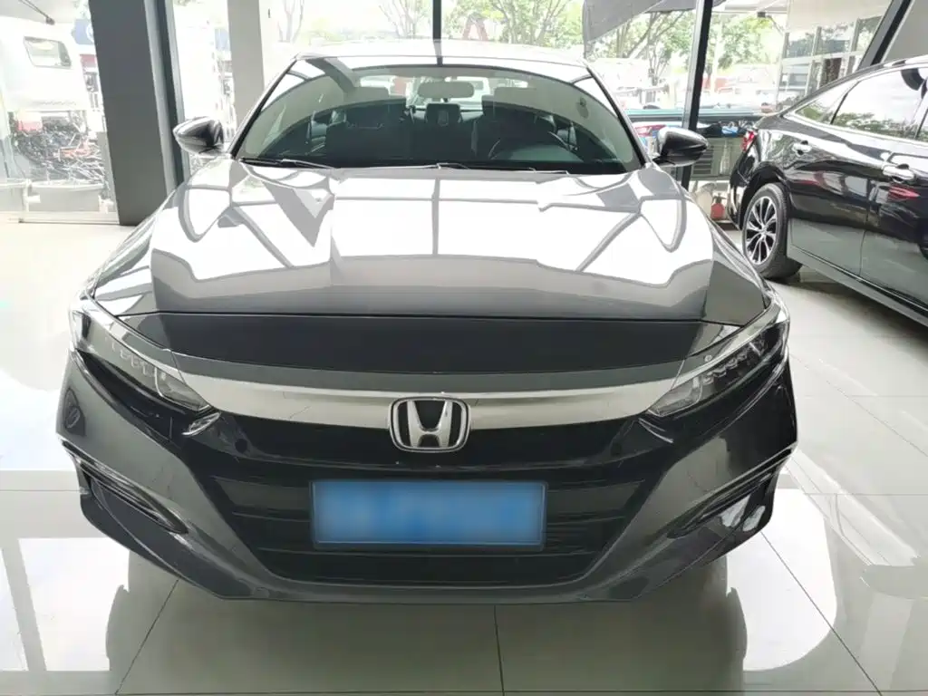 Honda Accord — фото 3