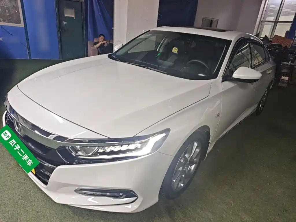 Honda Accord — фото 2