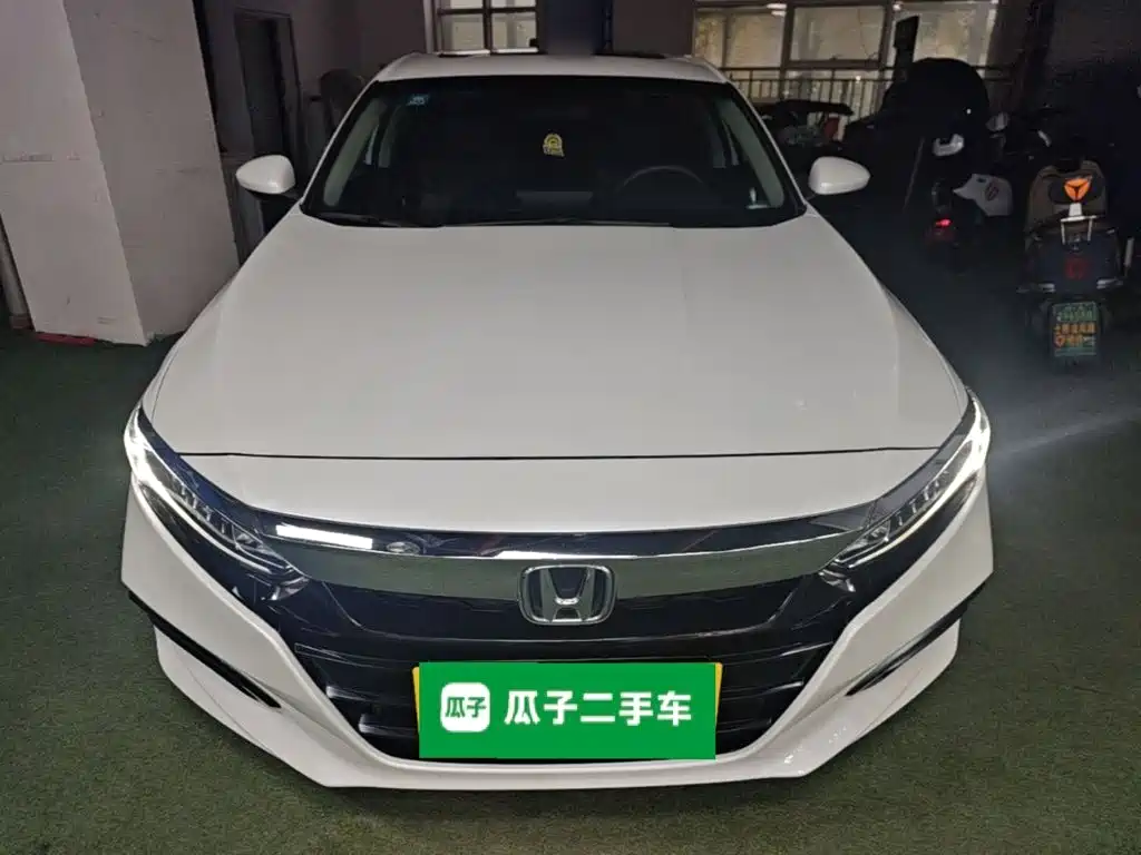 Honda Accord — фото 3