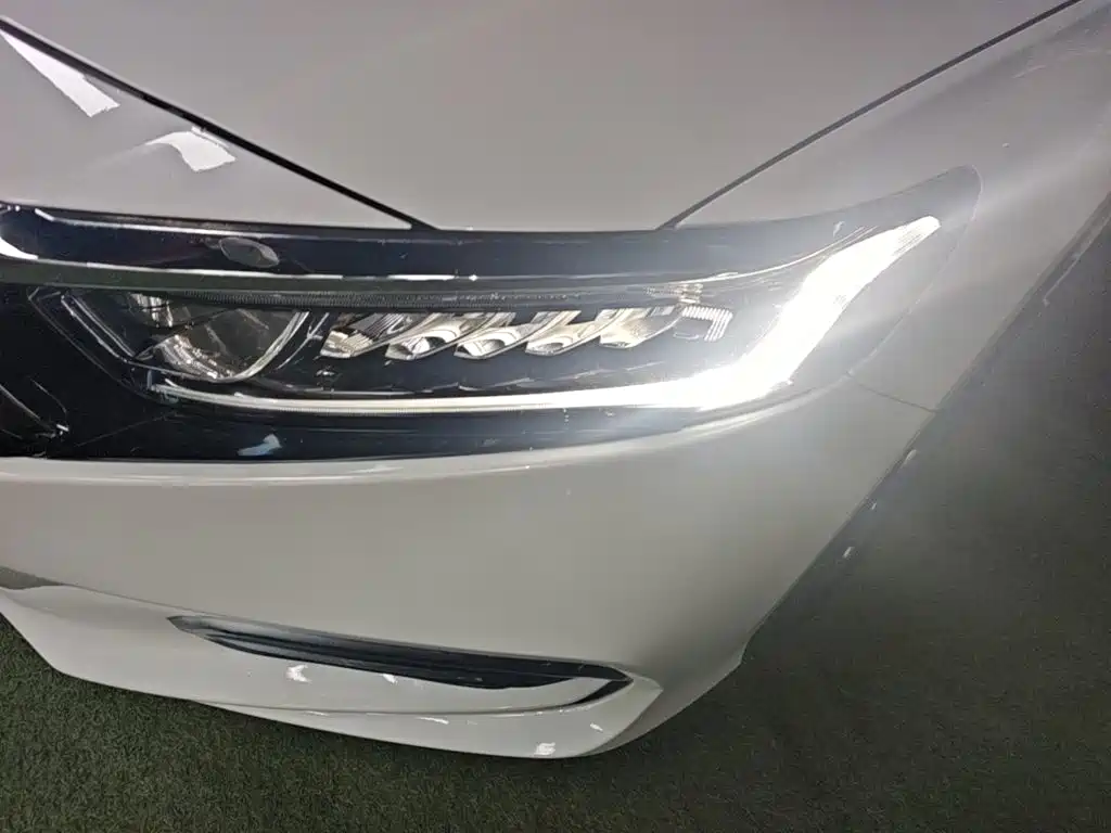 Honda Accord — фото 24