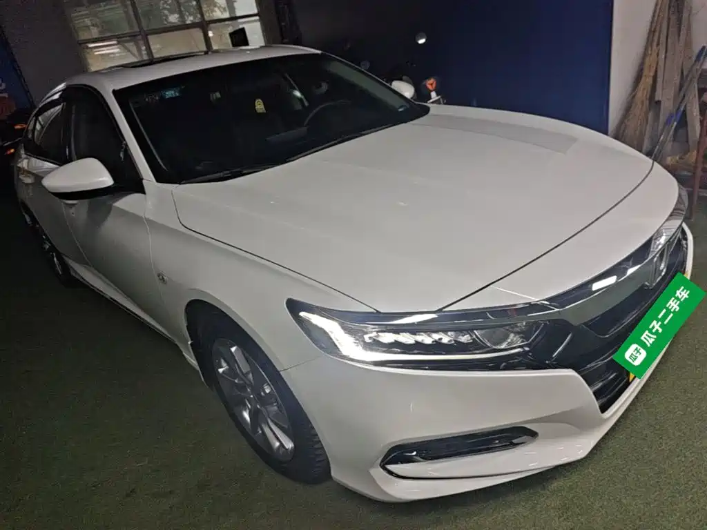 Honda Accord — фото 4