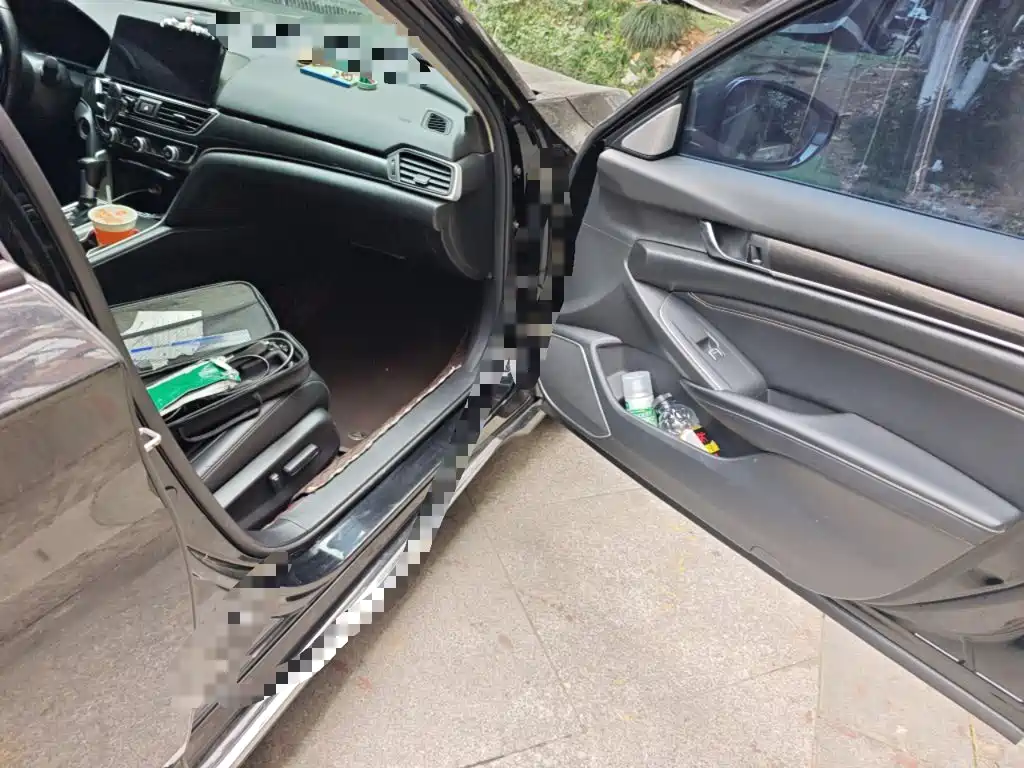 Honda Accord — фото 20