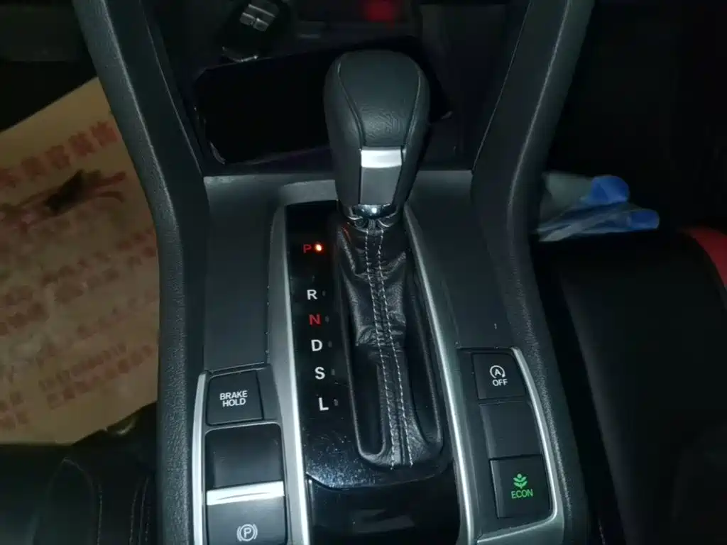 Honda Civic — фото 14