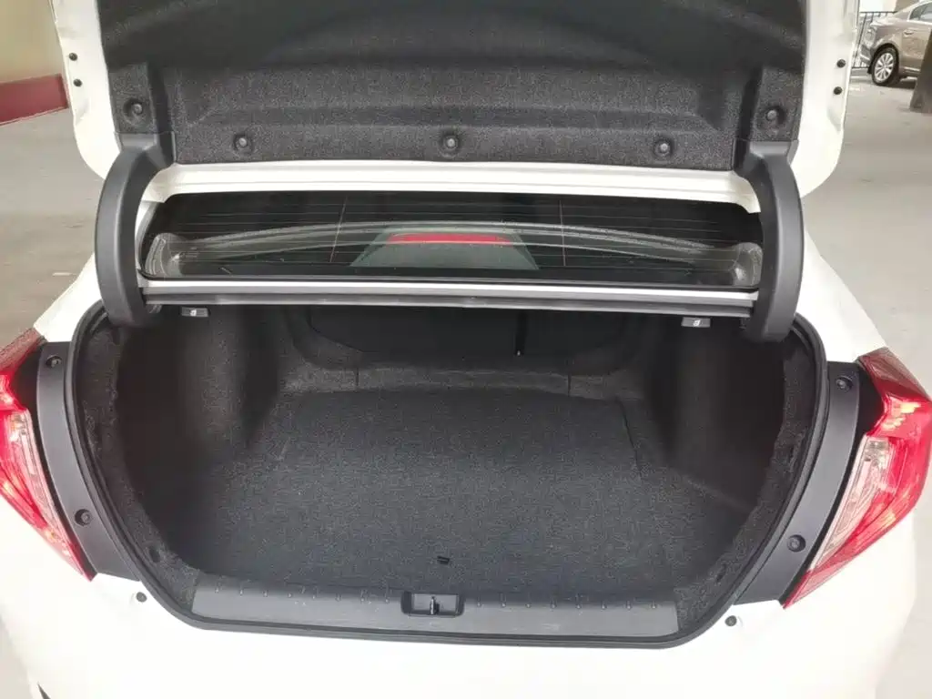 Honda Civic — фото 19