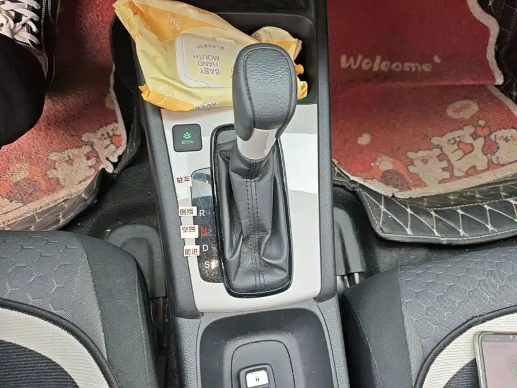 Honda Fit — фото 14