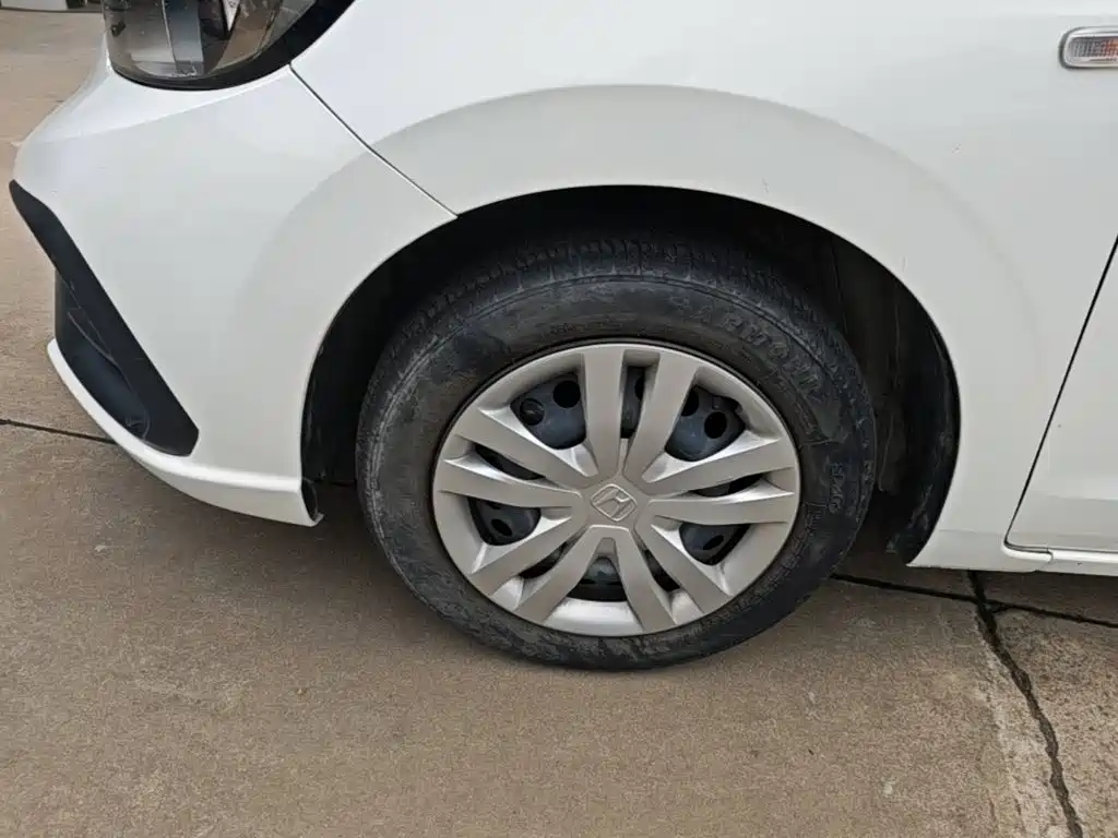 Honda Fit — фото 23