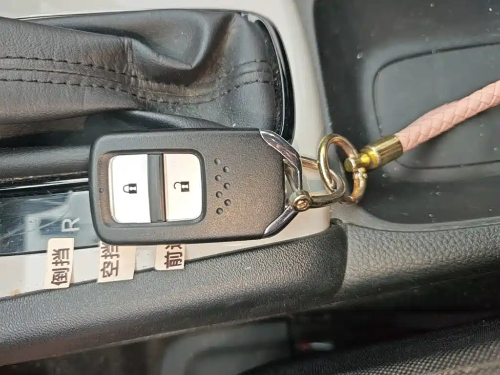 Honda Fit — фото 9