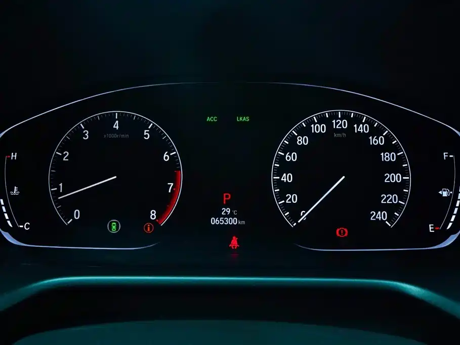 Honda Accord — фото 11